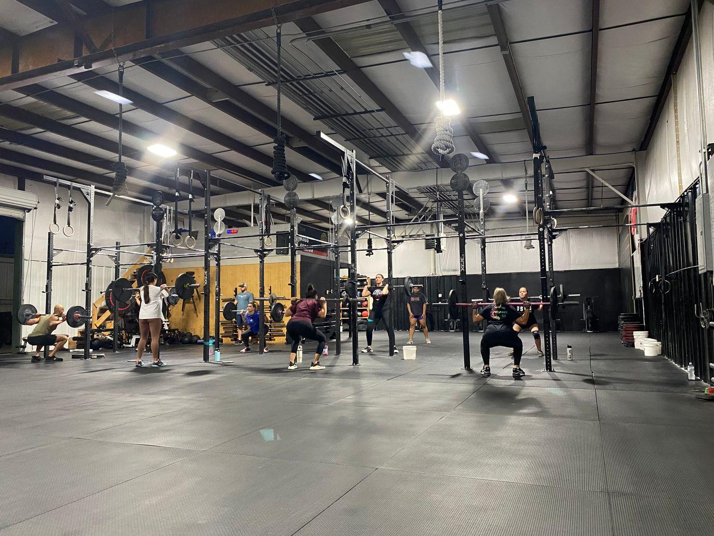 Group class at Osos Negros